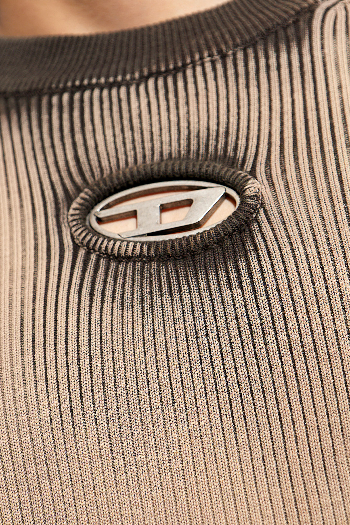 DARIN' sweater Diesel - SchaferandweinerShops Canada - Beige DARIN' sweater Diesel - SchaferandweinerShops Canada - Beige